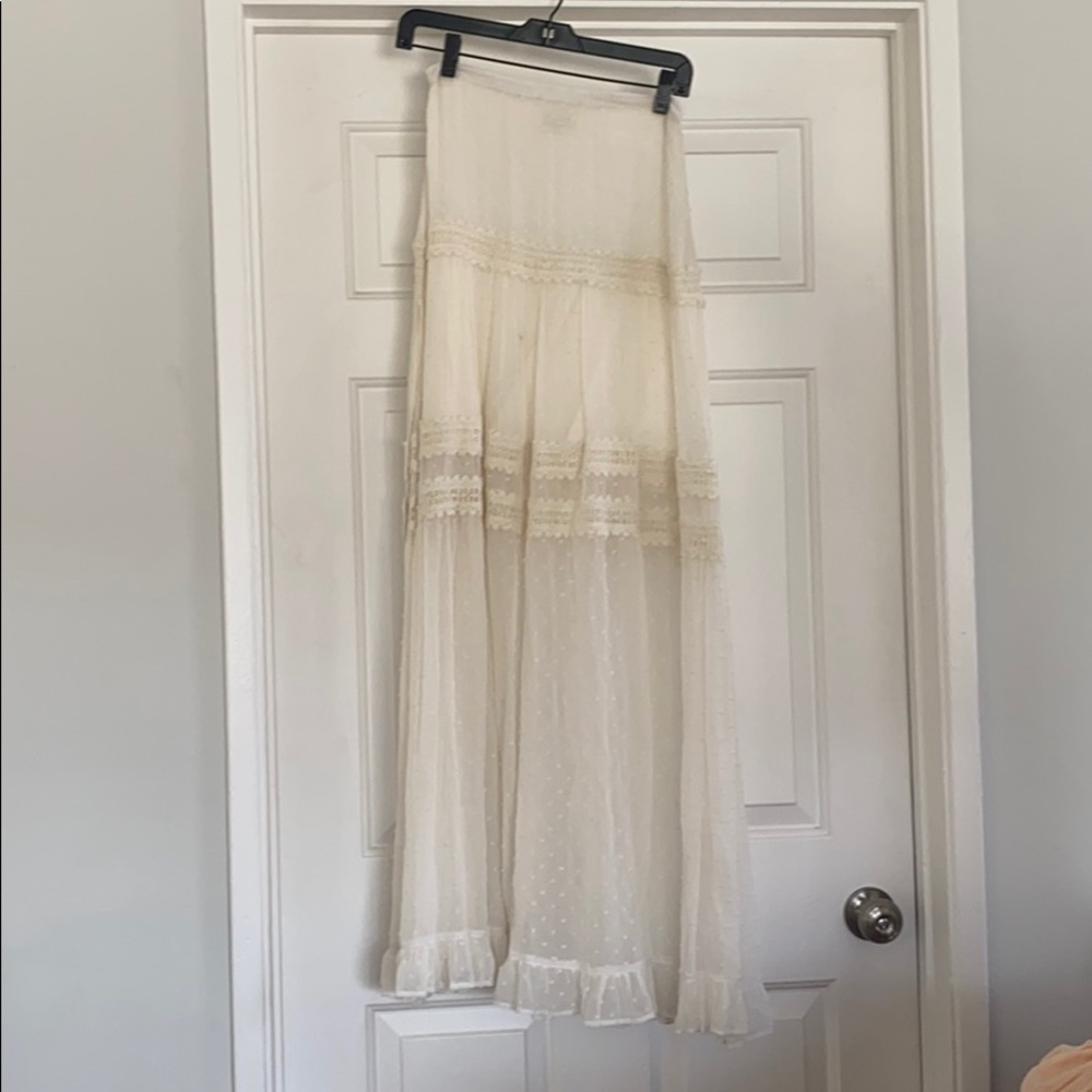 Rahi Cali Off White Maxi Skirt with Lace Trim